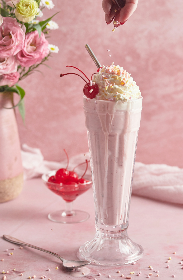 Luxurious Strawberry Shake 100 ml Eau de Toilette