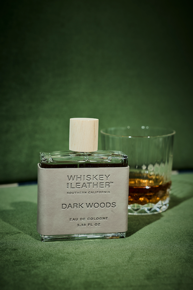 Luxurious Dark Woods 3.38 ml Eau de Toilette